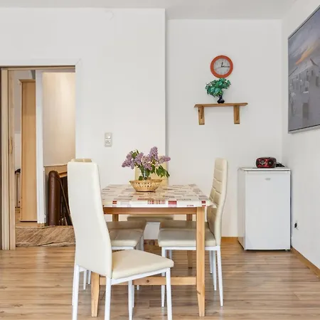 Apartamento Fhg By Interhome *